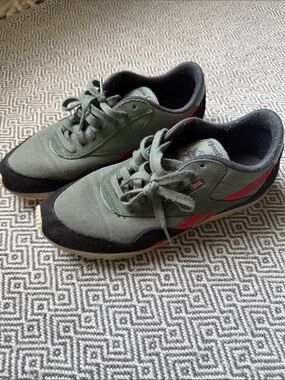 Women’s Olive Green Sneakers